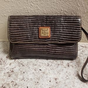 Dooney & Bourke  Wristlet